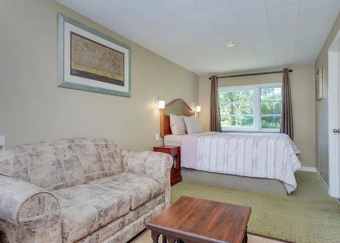 Malahat Bungalows Motel