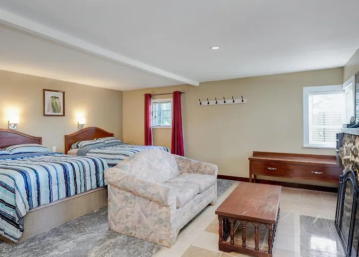 Malahat Bungalows Motel