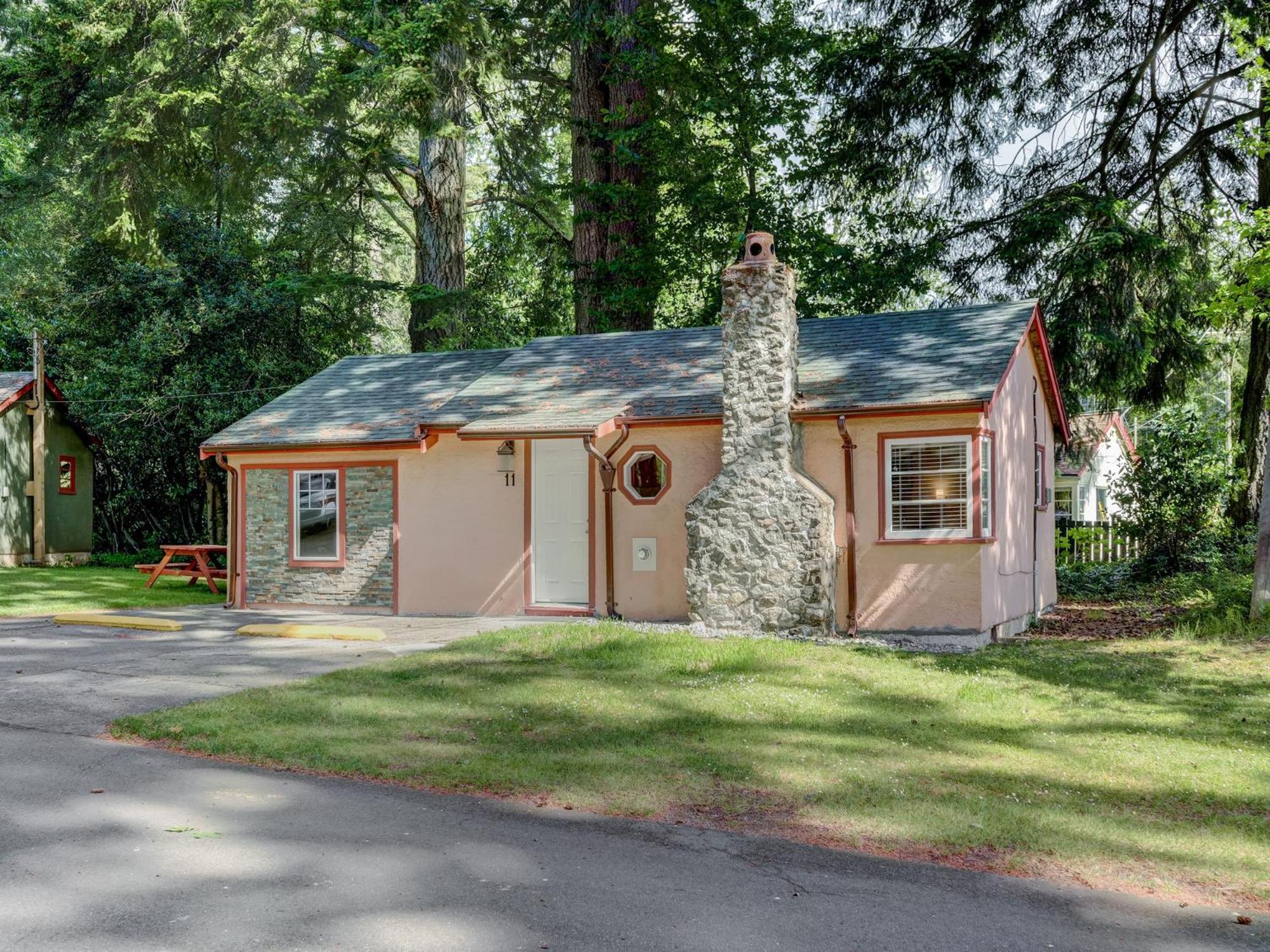 Motel Malahat Bungalows Motel Malahat