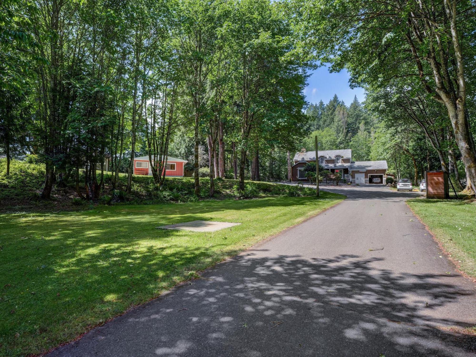 Malahat Bungalows Motel Malahat