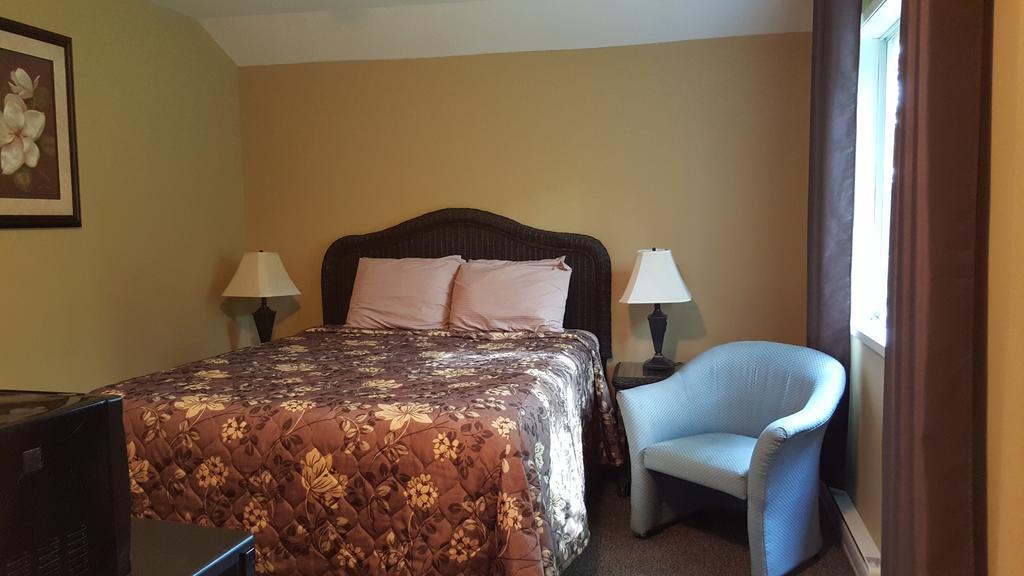 Motel Malahat Bungalows Motel 2*
