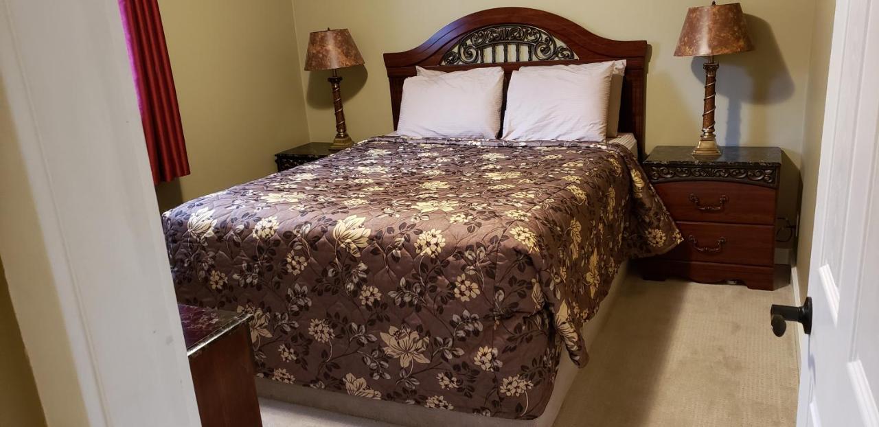Motel Malahat Bungalows Motel 2*