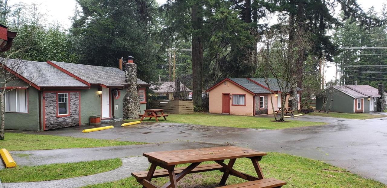 Malahat Bungalows Motel