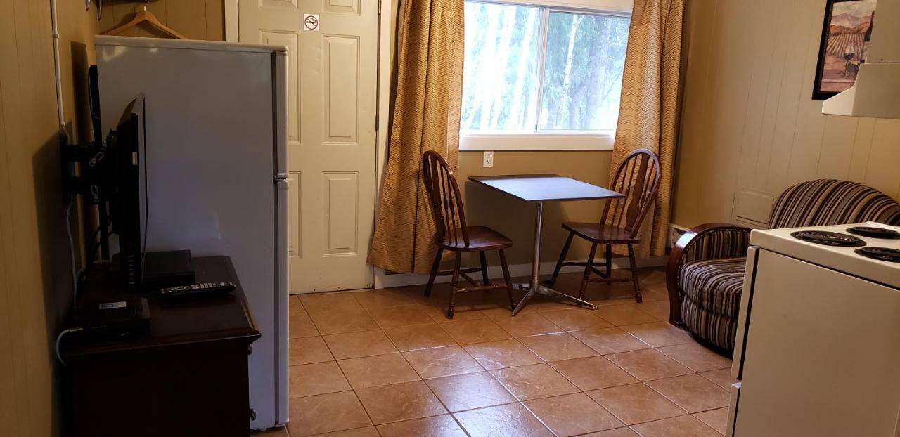 Malahat Bungalows Motel 2* Malahat