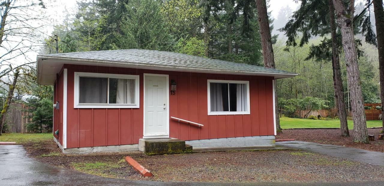 Malahat Bungalows Motel 2* Malahat